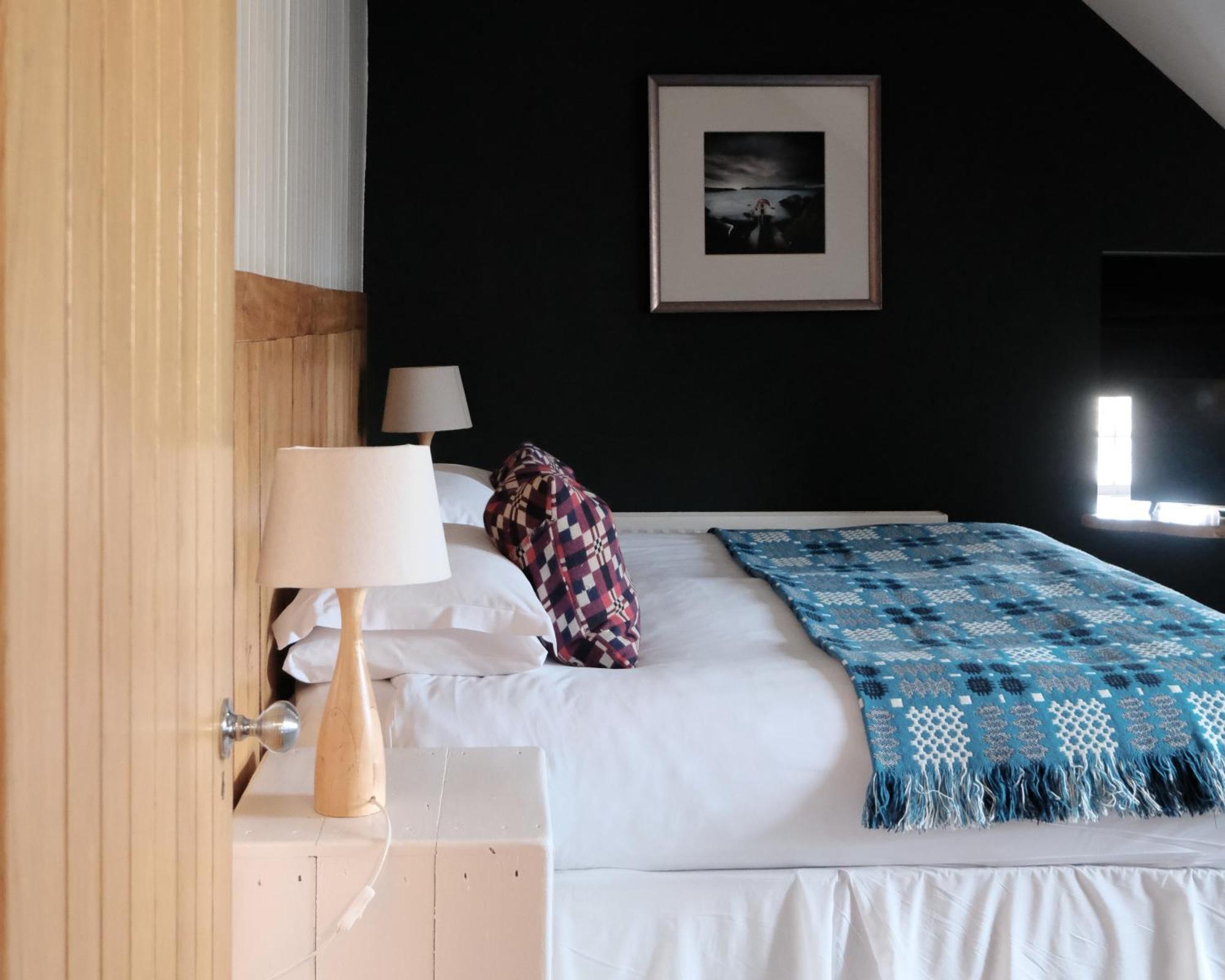 Llys Meddyg Hotel Newport  Luaran gambar