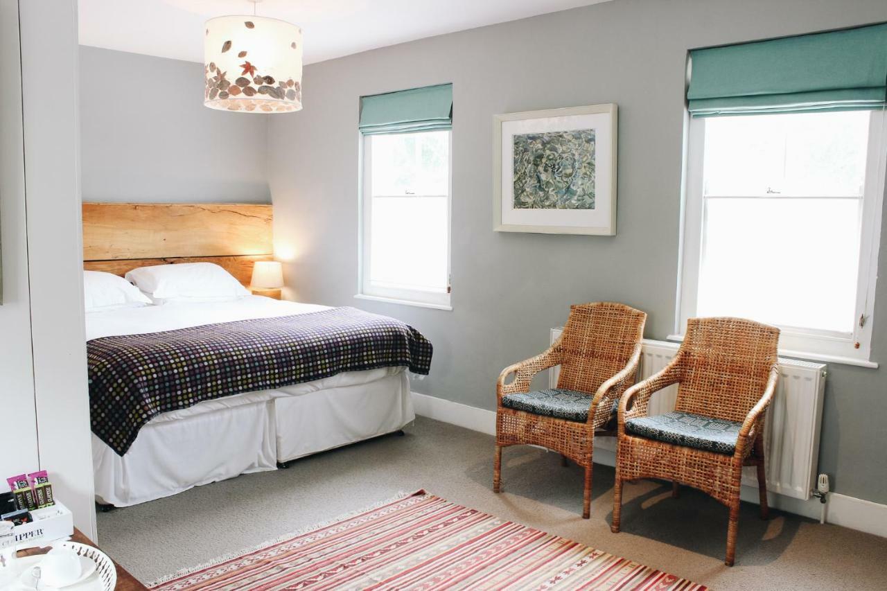 Llys Meddyg Hotel Newport  Luaran gambar